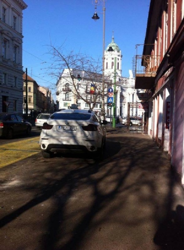 03.1512360_654153311294749_747380886_n